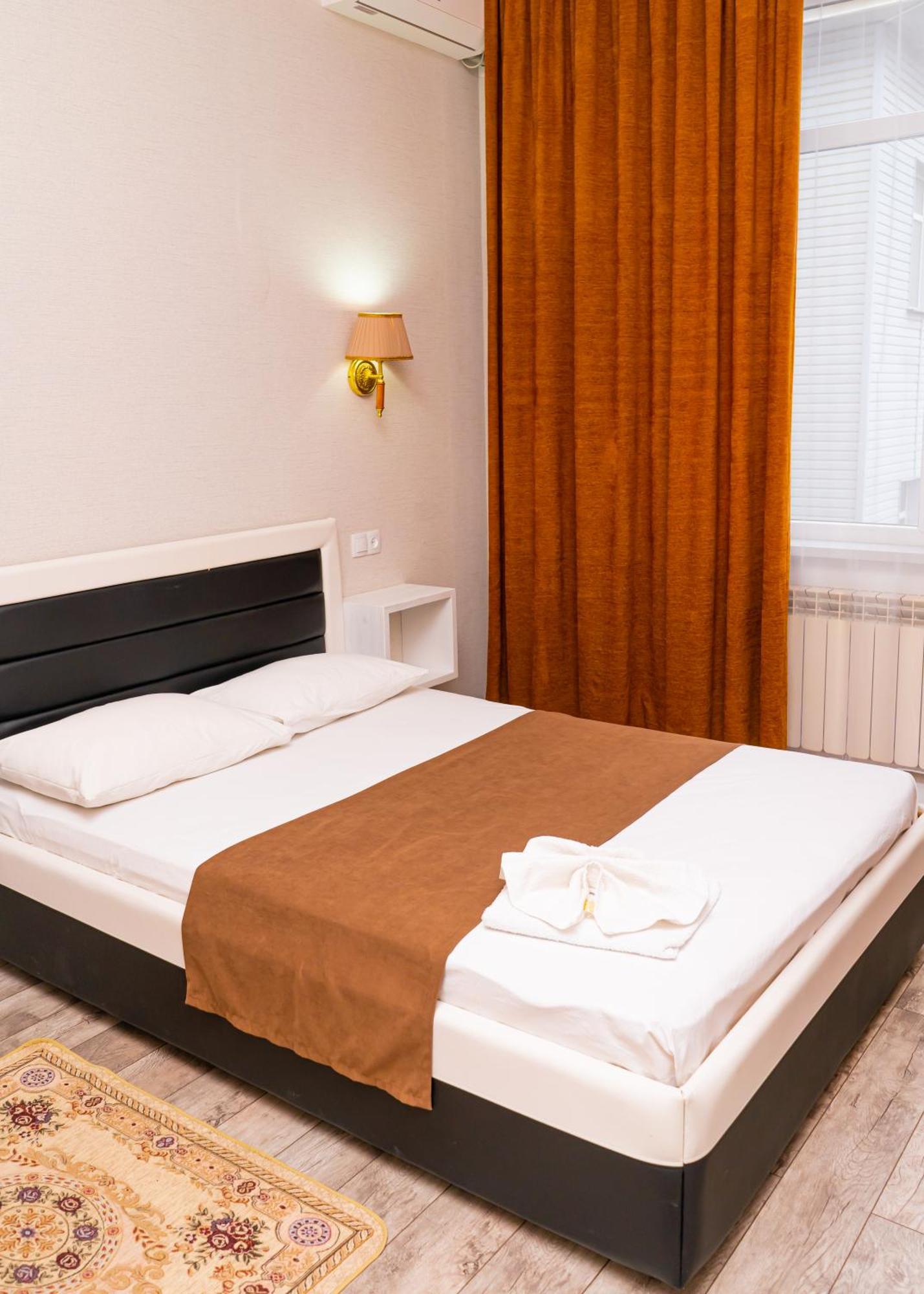 Victoria Palace Atyraū Екстериор снимка