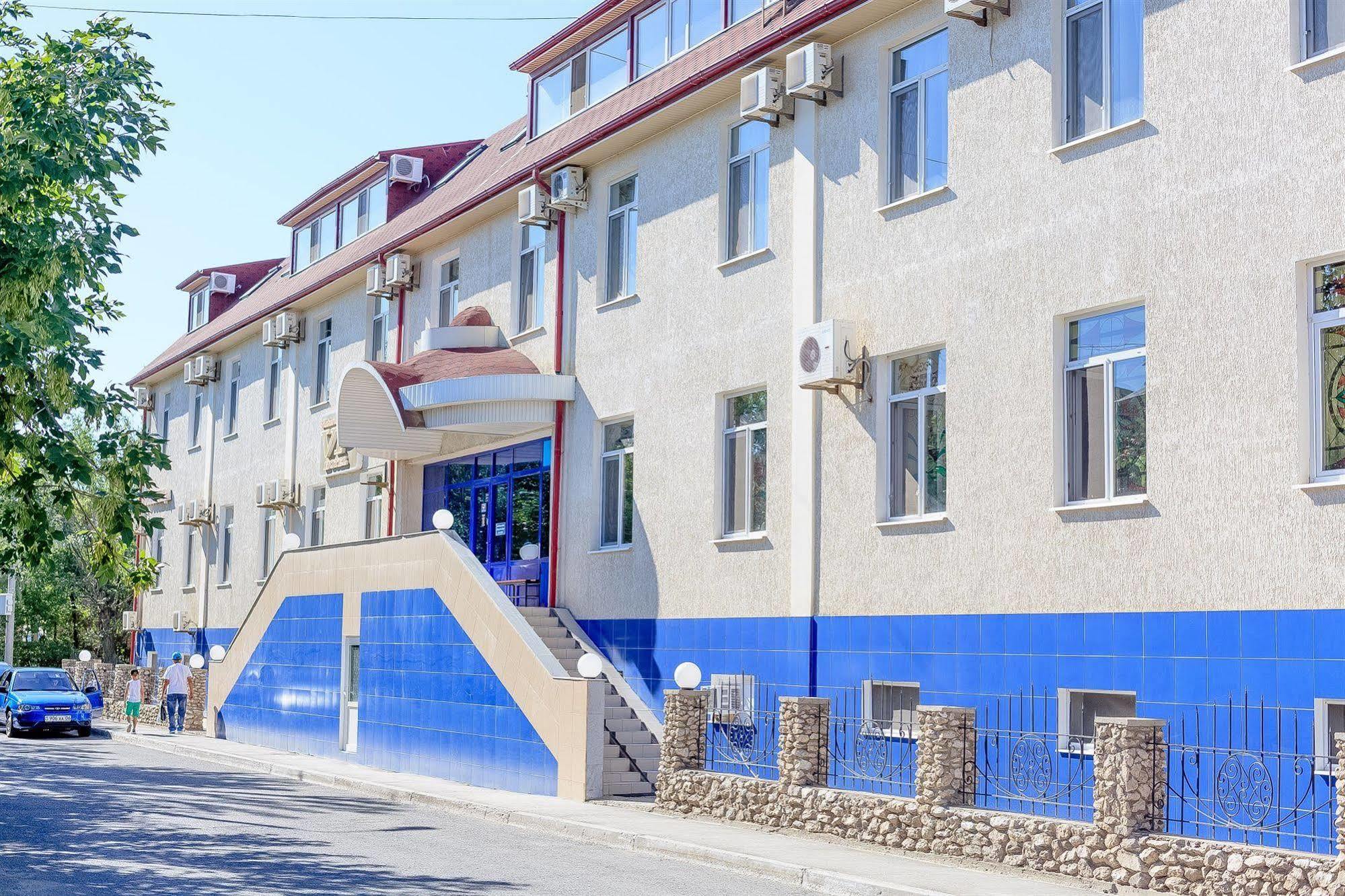 Victoria Palace Atyraū Екстериор снимка